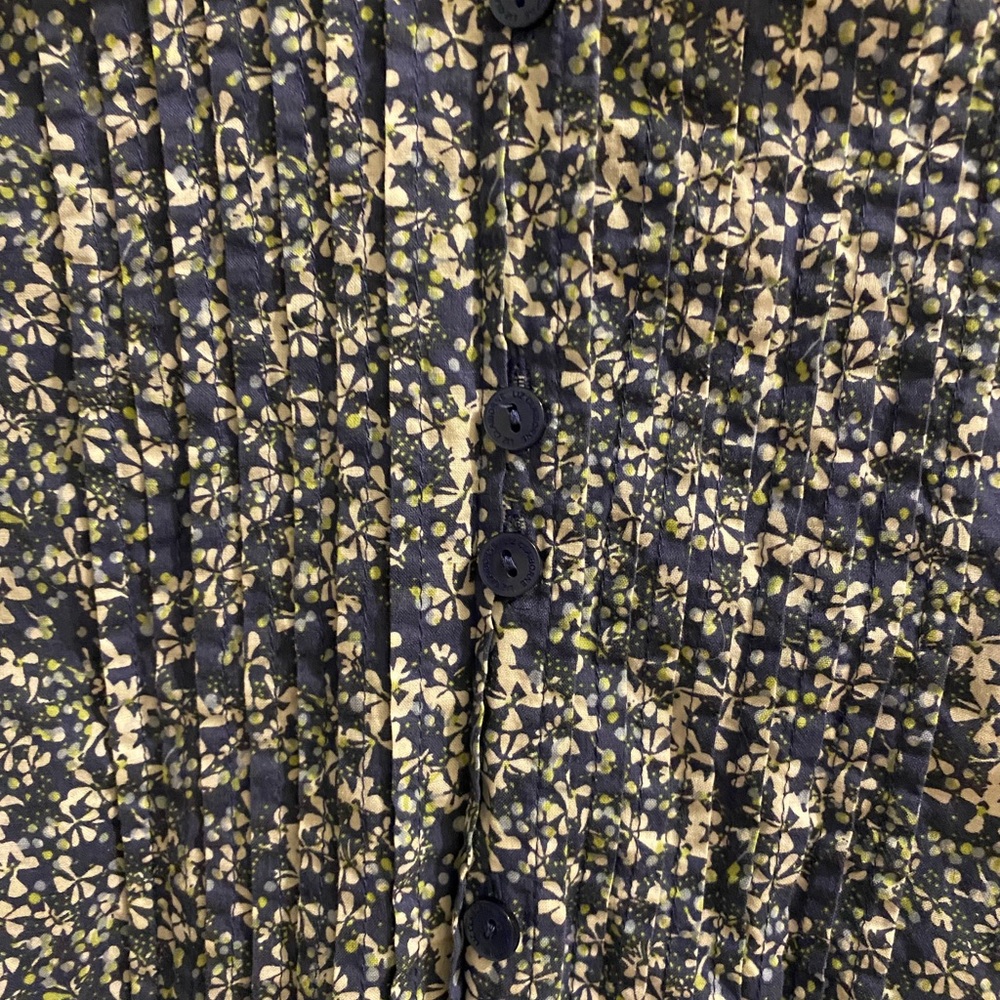 Liz Claiborne Blue, Green, White Floral Button Down Shirt w/ Pleated Front Sz XL - Picture 3 of 10